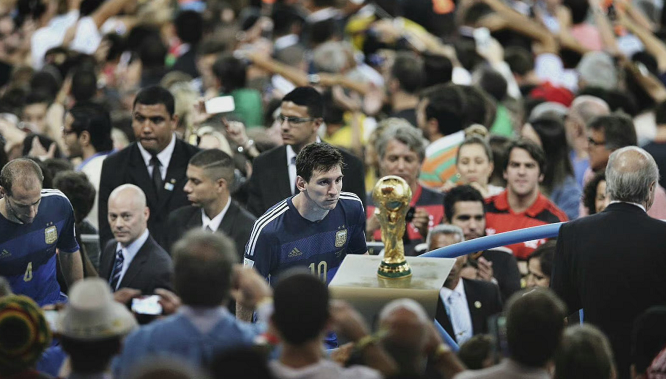 雄鹿有意引进莫兰特助力字母哥 重组阵容库兹马或成交易核心