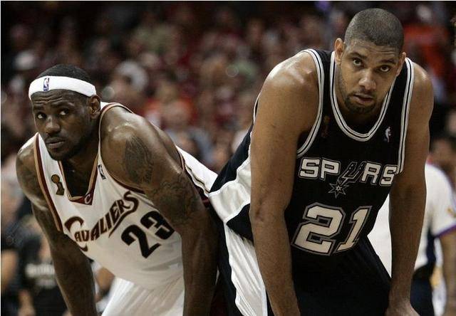 火箭98-111国王！阿门31分成毒药，杜兰特眼神空洞，西部第七警钟拉响